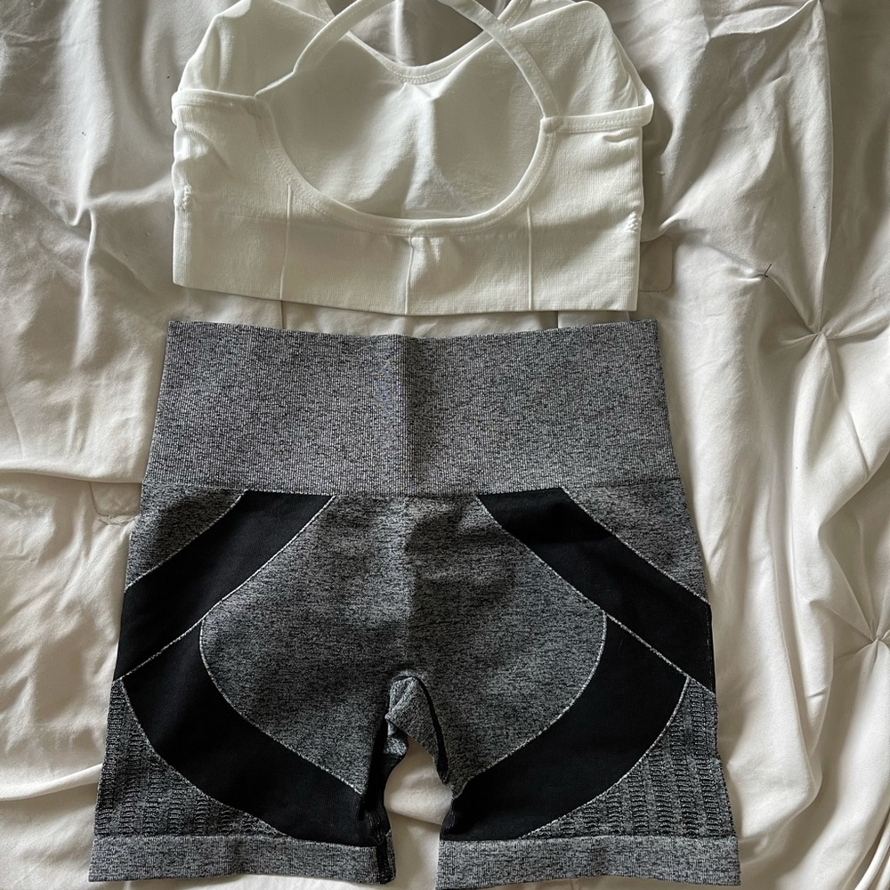 gym outfit set